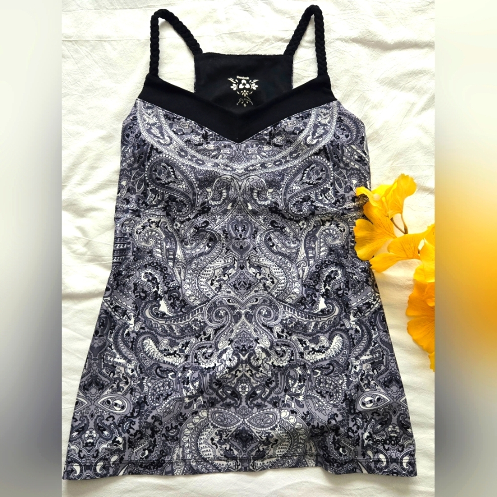 Reebok Black and Gray Paisley Excercise Tank Top SizeS